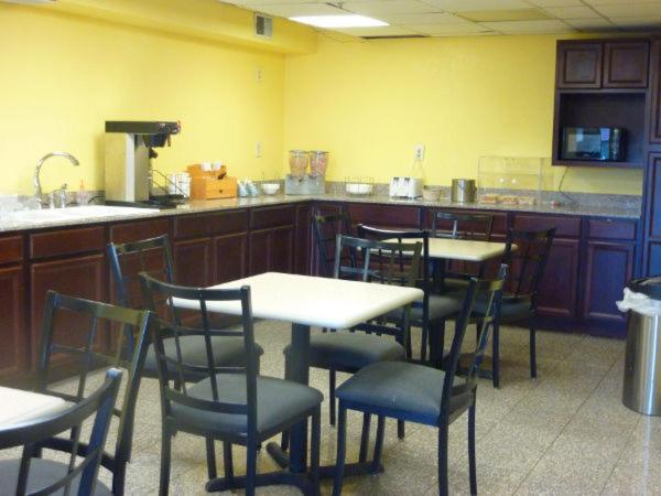 Park Hill Inn And Suites Oklahoma City Luaran gambar